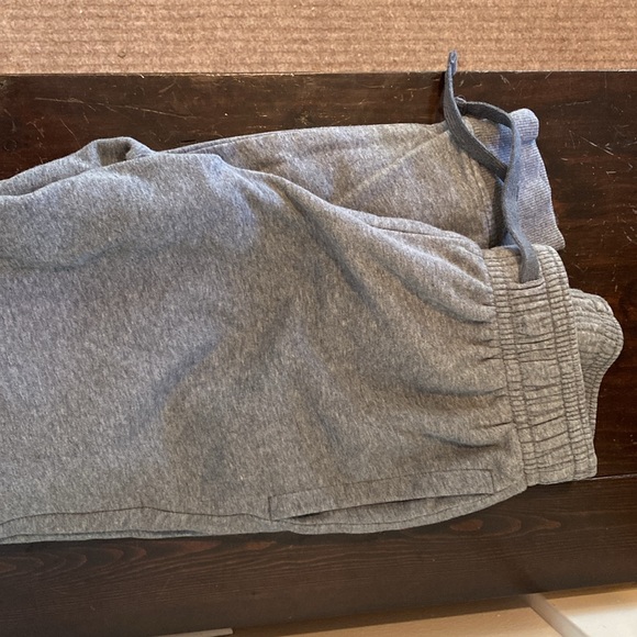 Under Armour Sweatpants - Picture 4 of 4